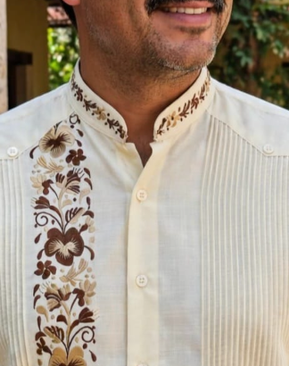 Guayabera “Flores Café”