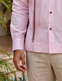 Guayabera “Franjas Rosa”