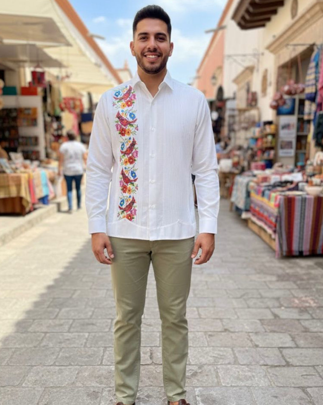 Guayabera “Cardenal”