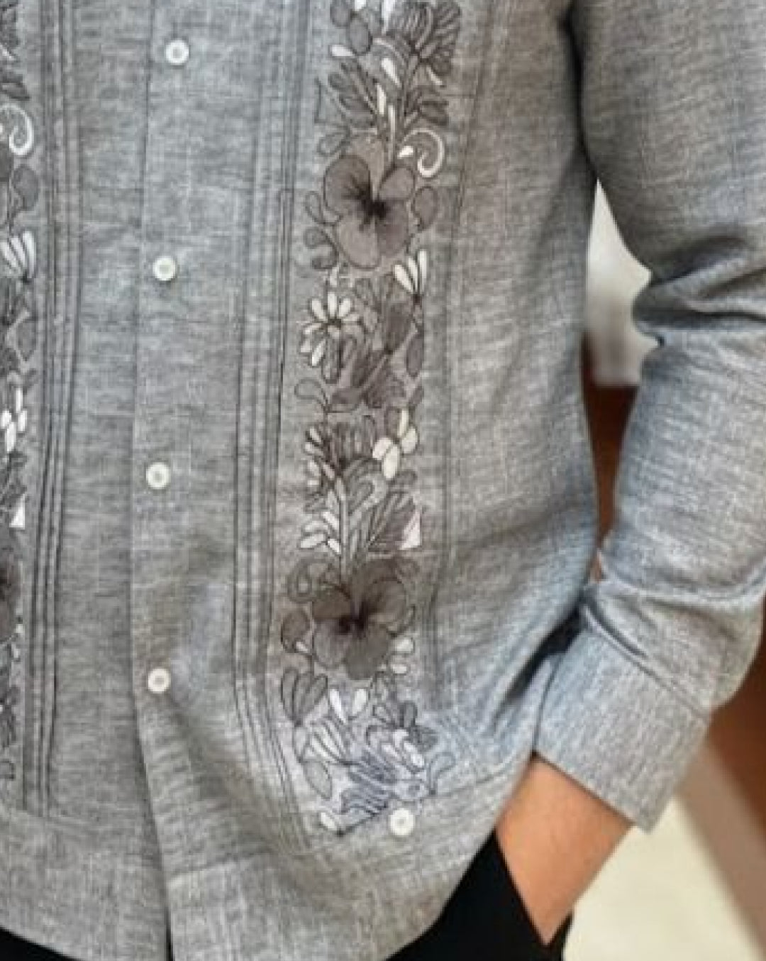 Guayabera “Colibrí”
