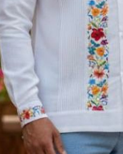 Guayabera “Colibrí Blanco Matizado”