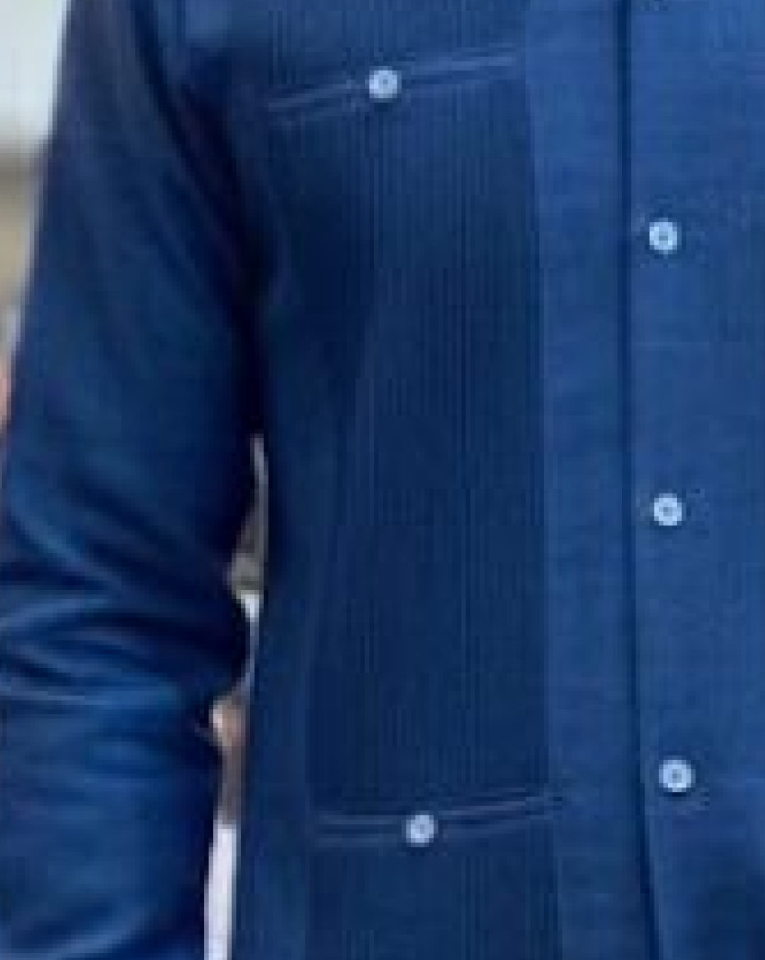 Guayabera “Presidencial Tres Vivos”