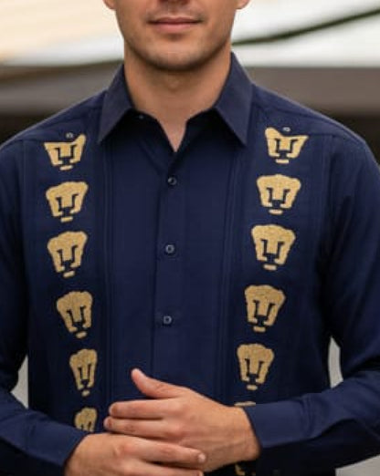 Guayabera “Pumas”